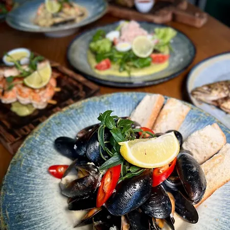 Imperial Hotel Boekovel