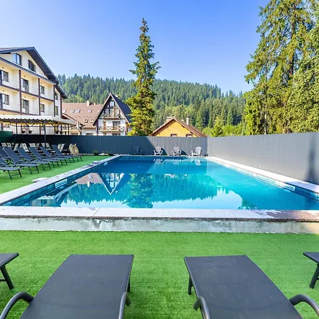 Imperial Hotel Boekovel